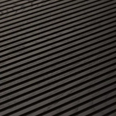 Boiserie Murale Noir Intense Vernis Laque 15x165 mm - Choix Select - Vue de profil - CarreSol