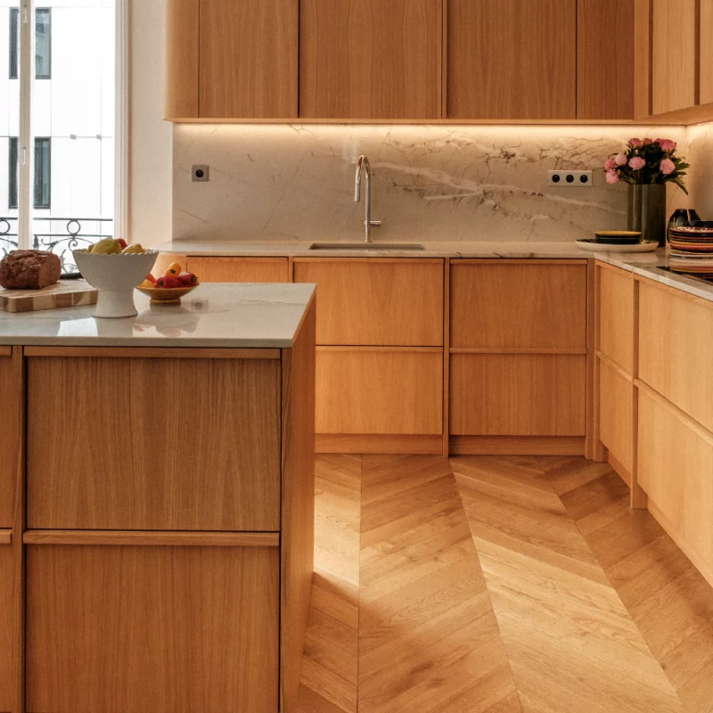 Solid Oak Parquet Chevron Bergmann