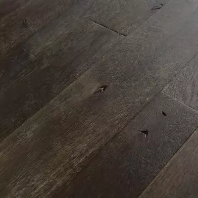 Plancher d'Altitude - vue de profil - carréSol Éditions