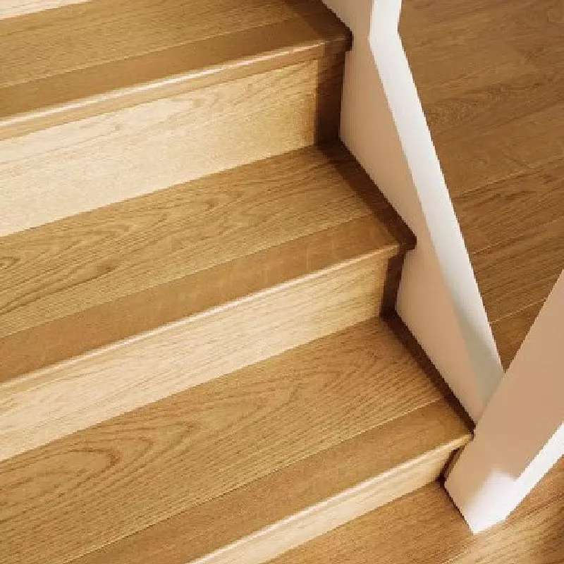 Nez de Marche Chene Massif European - 14x60x2400 - Carresol